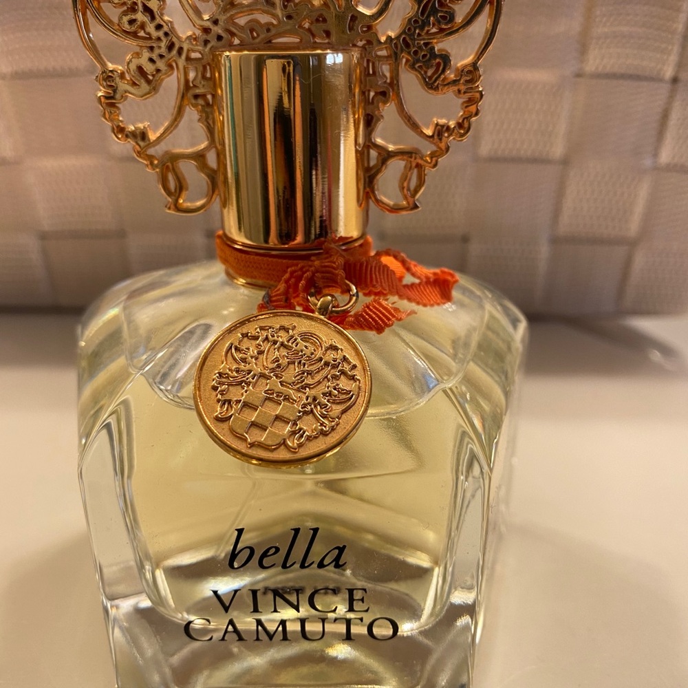 Vince Camuto BELLA